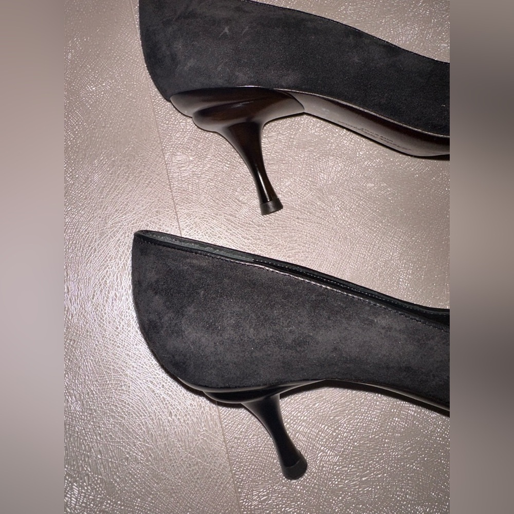 NWOT Salvatore Ferragamo Black Suede Pointed Heels 5.5 formal office designer - Picture 11 of 13